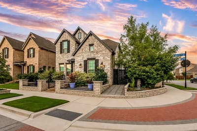 4325 Smokey Quartz Lane, Arlington TX 76005 - Photo 2