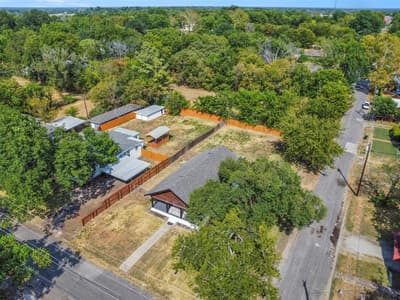 1212 Earl Street, Commerce TX 75428 - Photo 3