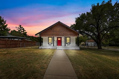 1212 Earl Street, Commerce TX 75428