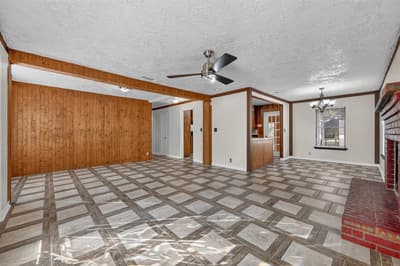 1629 Robinwood Drive, Fort Worth TX 76111 - Photo 5