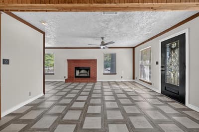 1629 Robinwood Drive, Fort Worth TX 76111 - Photo 4