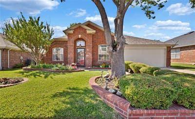 1065 Springhill Drive, Saginaw TX 76179