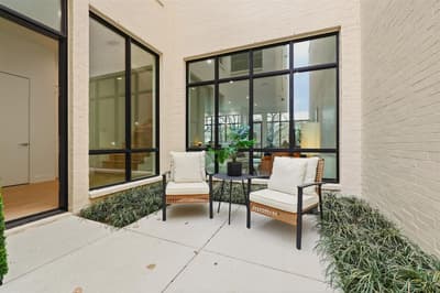 610 N Oak Cliff Boulevard # 305, Dallas TX 75208 - Photo 3