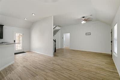 2124 Brentwood Lane, Carrollton TX 75006 - Photo 5