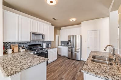 1464 Summerhill Drive, Carrollton TX 75007 - Photo 4