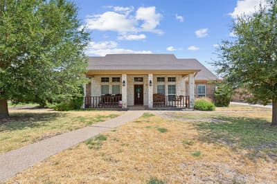 104 Claudette, Hewitt TX 76643