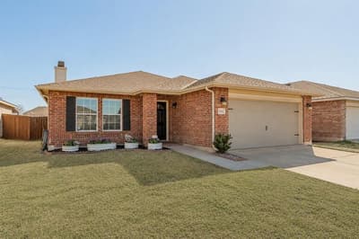 6601 Longleaf Lane, Denton TX 76210 - Photo 2