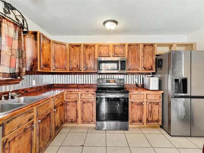 625 Linda Court, Joshua TX 76058 - Photo 4