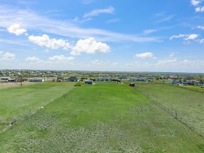 341 Mesa Ridge, Decatur TX 76234 - Photo 2