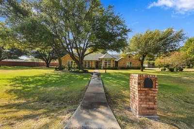 108 Chautauqua Drive, Waxahachie TX 75165 - Photo 3