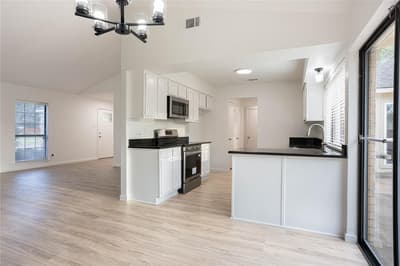 3400 Spring Meadow Lane, Flower Mound TX 75028 - Photo 2