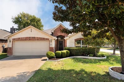6633 Chalk River Drive, Fort Worth TX 76179 - Photo 3