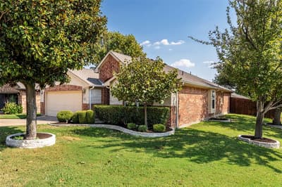 6633 Chalk River Drive, Fort Worth TX 76179