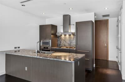 2900 Mckinnon Street # 403, Dallas TX 75201
