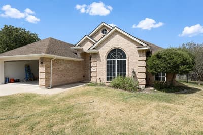 548 NW Wintercrest Road, Burleson TX 76028