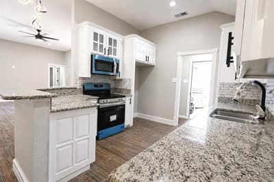 548 NW Wintercrest Road, Burleson TX 76028 - Photo 4