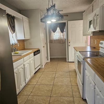 134 Ridgeway Drive, Red Oak TX 75154 - Photo 3