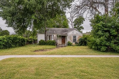 5801 Kilpatrick Avenue, Fort Worth TX 76107