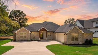 566 Clubhouse Drive, Corsicana TX 75109 - Photo 2