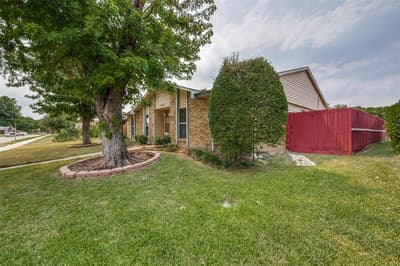 450 Woodhurst Drive, Coppell TX 75019 - Photo 2
