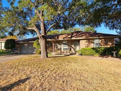 1418 Prairie Wind, Stephenville TX 76401 - Photo 2