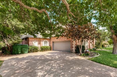 1119 Winding Brook Drive, Garland TX 75044 - Photo 2