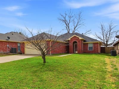 90 Elmwood Trail, Waxahachie TX 75165