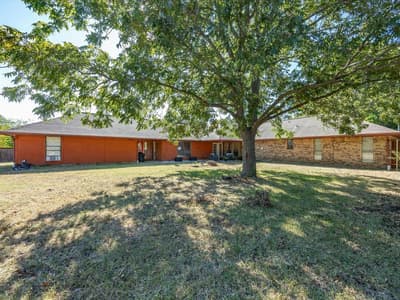 840 Lynn Ann Drive, Red Oak TX 75154 - Photo 2