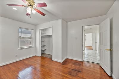 1017 E Spurgeon Street, Fort Worth TX 76115 - Photo 4