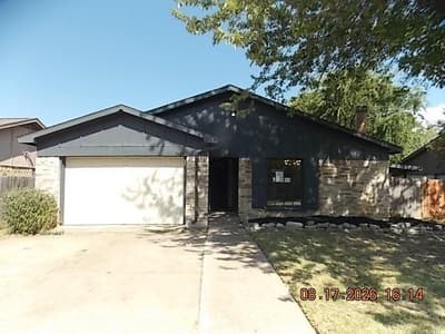 3425 Doolittle Drive, Arlington TX 76014