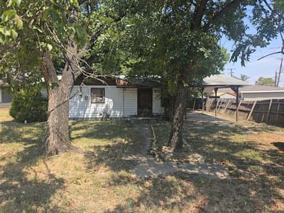 307 E Weaver Avenue, Alvarado TX 76009