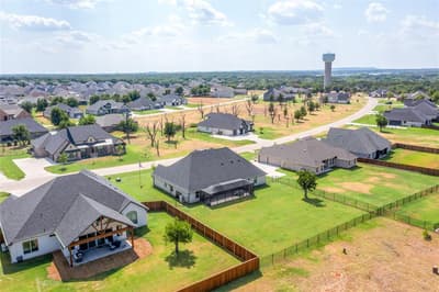 2716 Village Road, Granbury TX 76049 - Photo 4
