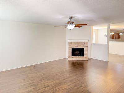 1337 Scenic Hills Drive, McKinney TX 75071 - Photo 4