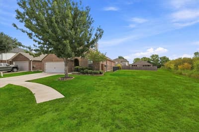 9200 Comanche Ridge Drive, Fort Worth TX 76131 - Photo 2
