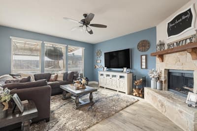 1903 Maplewood Drive, Glenn Heights TX 75154 - Photo 4