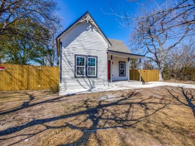 3204 5TH Avenue, Fort Worth TX 76110 - Photo 3