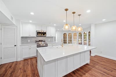 2105 Wilson Drive, Arlington TX 76011 - Photo 5