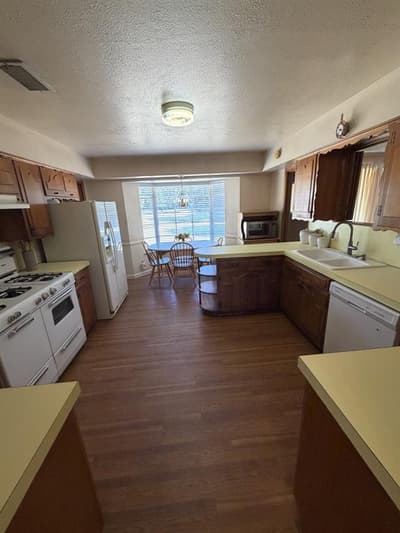1329 E UNION BOWER Road, Irving TX 75061 - Photo 3