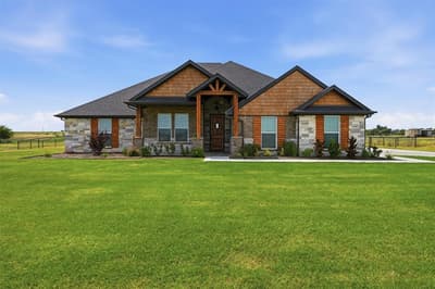 6941 Eagle Creek Drive, Godley TX 76044 - Photo 2