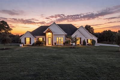 1072 Paradise Parkway, Poolville TX 76487