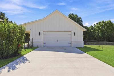 1072 Paradise Parkway, Poolville TX 76487 - Photo 4