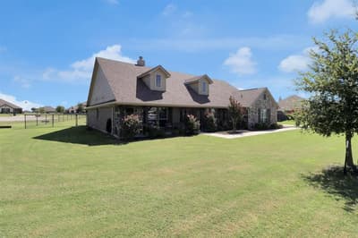 7818 Sagebrush Lane, Godley TX 76044 - Photo 3