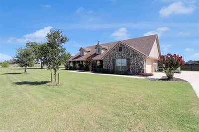 7818 Sagebrush Lane, Godley TX 76044 - Photo 4