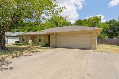 3201 Louis Avenue, Corsicana TX 75110 - Photo 2