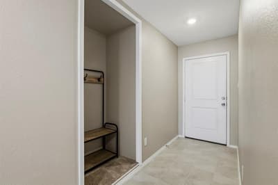 2901 Questa Street, Fort Worth TX 76119 - Photo 4