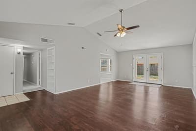 7116 Blackberry Drive, Arlington TX 76016 - Photo 3