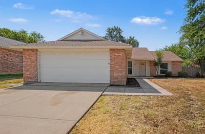 7116 Blackberry Drive, Arlington TX 76016