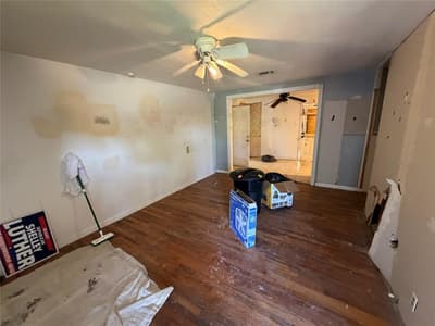 1305 N Brents Avenue, Sherman TX 75090 - Photo 2