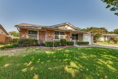 1726 Dorothy Drive, Grand Prairie TX 75051 - Photo 2