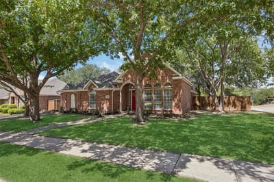 2824 Meadowside Drive, McKinney TX 75071 - Photo 2
